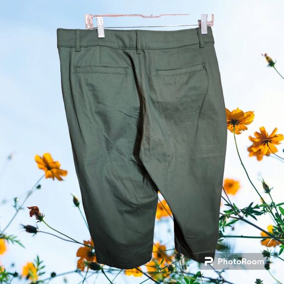 St.‎ John Bay Green Capri Size 16 (U1) - Picture 2 of 2